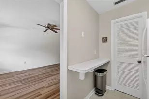 200 E 10th Ave, Mount Dora, FL 32757 - Photo 13