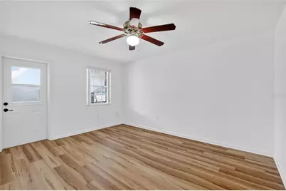 200 E 10th Avenue #8, Mount Dora, FL 32757 - Photo 15