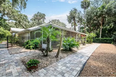 16720 Beauclaire Ct, Tavares, FL 32778 - Photo 31