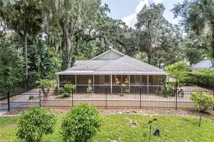 16720 Beauclaire Ct, Tavares, FL 32778 - Photo 37