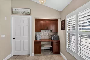 16720 Beauclaire Ct, Tavares, FL 32778 - Photo 9