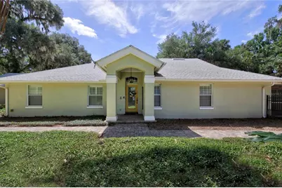 16720 Beauclaire Ct, Tavares, FL 32778 - Photo 3
