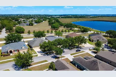 135 Blackstone Creek Road, Groveland, FL 34736 - Photo 15