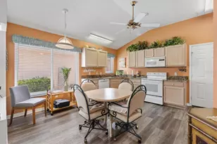 1516 Martinez Dr, Lady Lake, FL 32159 - Photo 5