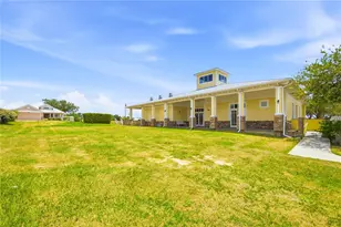 6205 Sanders Grove Cir, Okahumpka, FL 34762 - Photo 37