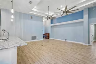 10339 Addison Shr Wy, Oxford, FL 34484 - Photo 7
