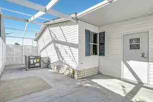 15116 Brookridge Blvd, Brooksville, FL 34613 - Photo 13