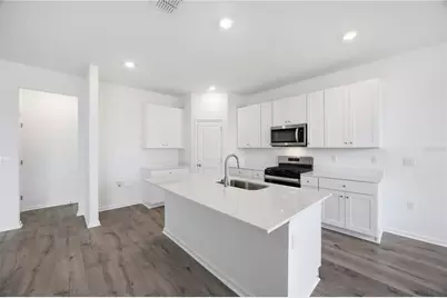 6209 Sanders Grove Circle, Okahumpka, FL 34762 - Photo 11