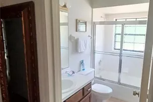 805 Velma Ct, Tavares, FL 32778 - Photo 13