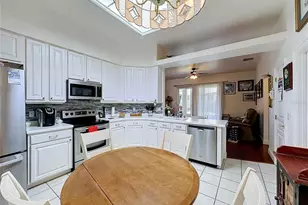 3916 Scarborough Ct, Clermont, FL 34711 - Photo 15