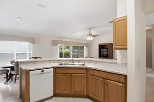 1332 Camero Dr, The Villages, FL 32159 - Photo 21