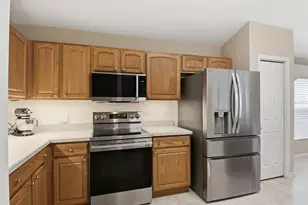 1332 Camero Dr, The Villages, FL 32159 - Photo 3