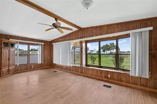 1610 Sunshine Ln, Tavares, FL 32778 - Photo 15