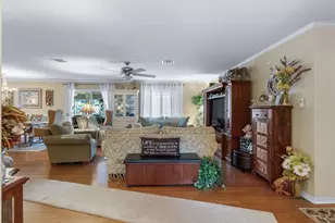 1622 New Abbey Ave, Leesburg, FL 34788 - Photo 5