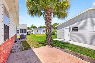 932 Chula Ct, Lady Lake, FL 32159 - Photo 5