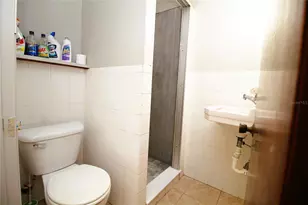 1079 W Magnolia St, Clermont, FL 34711 - Photo 5