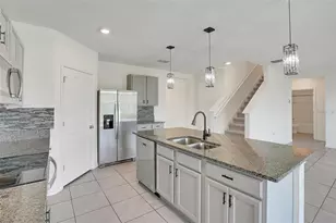 11338 Amber Ridge Dr, Zellwood, FL 32798 - Photo 5