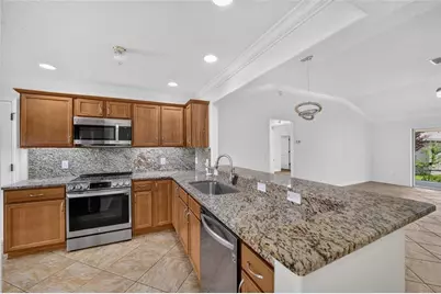 726 Bradford Loop, The Villages, FL 32163 - Photo 13