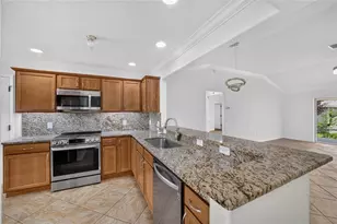 726 Bradford Loop, The Villages, FL 32163 - Photo 13