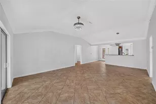 726 Bradford Loop, The Villages, FL 32163 - Photo 9