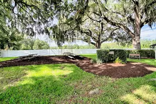 1033 Meadowbend Dr, Leesburg, FL 34748 - Photo 35