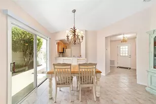 440 Valverda Dr, The Villages, FL 32162 - Photo 15