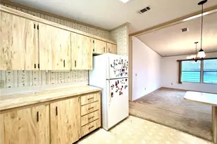 3014 Rainbow Rd, Tavares, FL 32778 - Photo 3