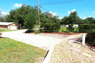 787 N Waterview Dr, Clermont, FL 34711 - Photo 3