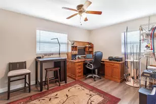 709 Cindy Ave, Fruitland Park, FL 34731 - Photo 23