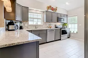 5859 Princess Caroline Pl, Leesburg, FL 34748 - Photo 13
