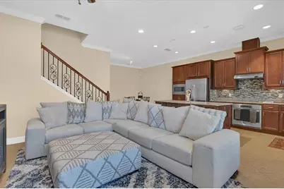 9219 Laureate Boulevard, Orlando, FL 32827 - Photo 3