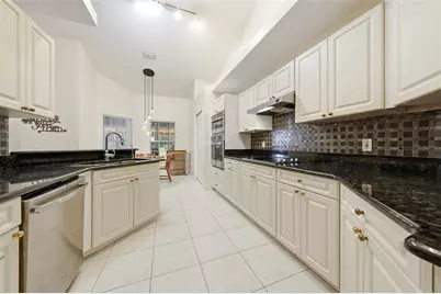 36723 Sundance Drive, Grand Island, FL 32735 - Photo 19
