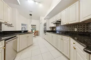 36723 Sundance Dr, Grand Island, FL 32735 - Photo 19
