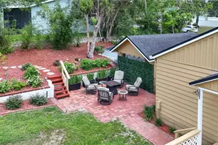 102 N Clayton St, Mount Dora, FL 32757 - Photo 37