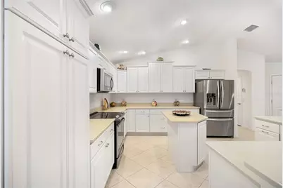 3463 Leelanau Court, The Villages, FL 32163 - Photo 15