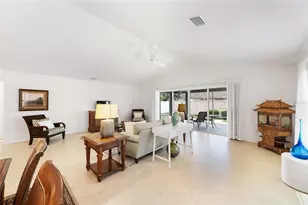 3463 Leelanau Ct, The Villages, FL 32163 - Photo 9