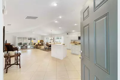 3463 Leelanau Court, The Villages, FL 32163 - Photo 7