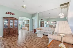 1260 Granada Ct, Lady Lake, FL 32159 - Photo 11