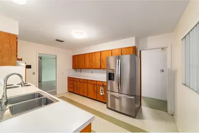 35237 Mulholland Drive, Fruitland Park, FL 34731 - Photo 17