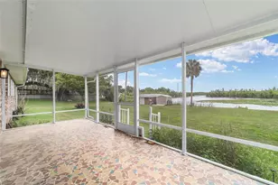 35237 Mulholland Dr, Fruitland Park, FL 34731 - Photo 27