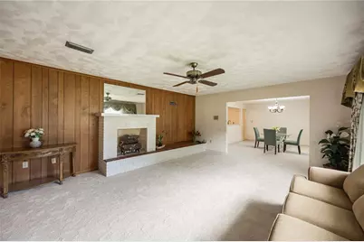 35237 Mulholland Drive, Fruitland Park, FL 34731 - Photo 19