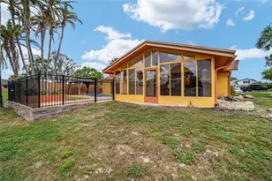 5330 King's Ct, Fruitland Park, FL 34731 - Photo 21