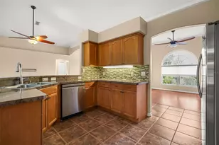 3806 Opal Cir, Saint Cloud, FL 34772 - Photo 7