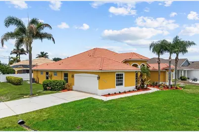 3898 SW Hall Street, Port Saint Lucie, FL 34953 - Photo 3