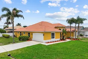 3898 SW Hall St, Port Saint Lucie, FL 34953 - Photo 3