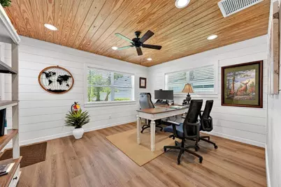 322 N Disston Avenue, Tavares, FL 32778 - Photo 9