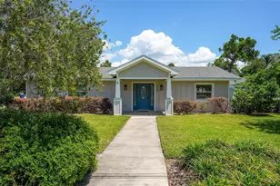 322 N Disston Ave, Tavares, FL 32778 - Photo 1