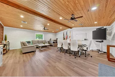 322 N Disston Avenue, Tavares, FL 32778 - Photo 13