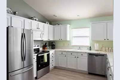 2453 Violet Court, The Villages, FL 32162 - Photo 3
