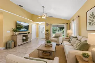 76 Fairway Cir, Umatilla, FL 32784 - Photo 17